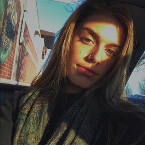 Meet your Posher, Mackenzie